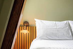 Trendy Southwark Apartment