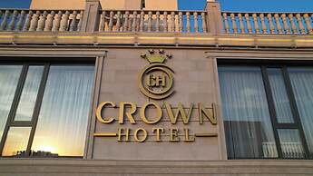 Crown Hotel