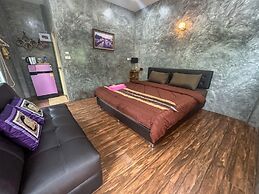 Toraneethai Homestay Amphawa