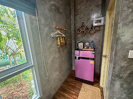 Toraneethai Homestay Amphawa