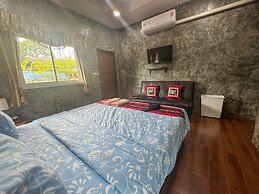 Toraneethai Homestay Amphawa