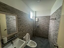 Toraneethai Homestay Amphawa