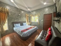 Toraneethai Homestay Amphawa