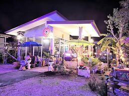 Toraneethai Homestay Amphawa