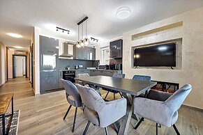 Sauna & Jacuzzi Apartment Rossa