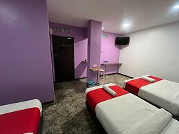 Capital O 89333 Musse Hotel