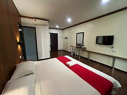 Capital O 89333 Musse Hotel