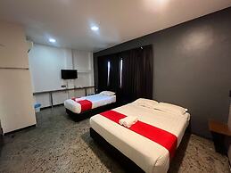 Capital O 89333 Musse Hotel