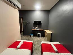 Capital O 89333 Musse Hotel