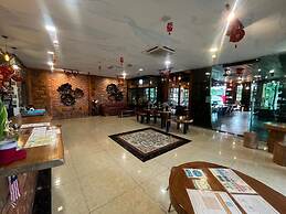 Capital O 89333 Musse Hotel