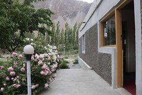 Passu Snow Leopard Resort
