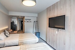 Apartment Hotel 11 Namba Minami III