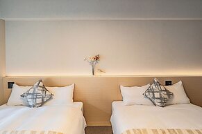 Apartment Hotel 11 Namba Minami III