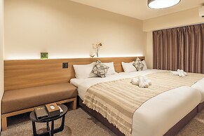 Lite House Shinsaibashi IV