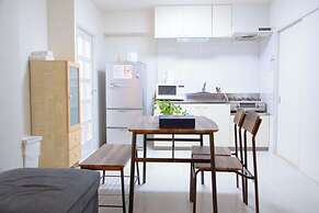 Lite House Shinsaibashi IV