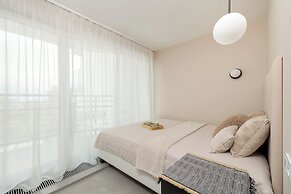 Porta Mare by Renters Prestige