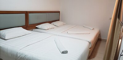 S ROSE HOTEL SEPANG