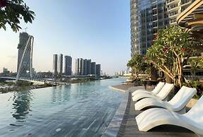 The Opera Residence Luxury Vacation