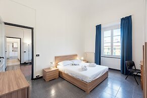 Piazza Colombo House Historic Center