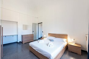 Piazza Colombo House Historic Center