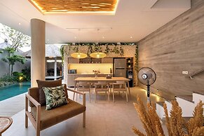 Swan Villas in Seminyak