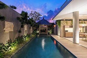 Swan Villas in Seminyak
