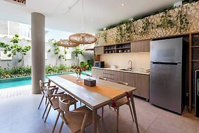 Swan Villas in Seminyak