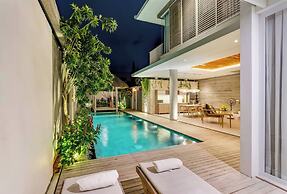 Swan Villas in Seminyak