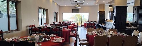 Rock Royal Hotel & Resort