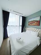 Daisy Homestay - Vinhomes Sky Lake