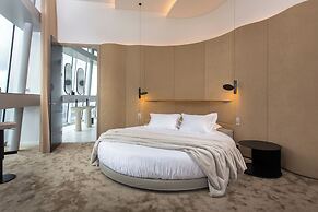 Vilnius TV Tower Apartments DEBESYS