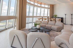 Vilnius TV Tower Apartments DEBESYS