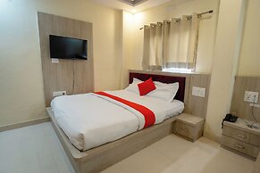 Majestic Hotel and Restro