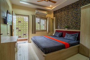 Majestic Hotel and Restro