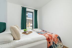 Cozy Apartment for 4 by Renters