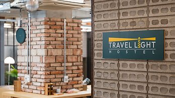 Travel Light Hostel
