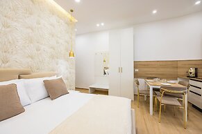 4 Stelle Housing - Rooms and Apartments