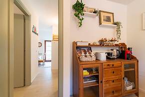 Panorama Lake and Garden