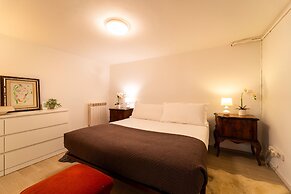 Panorama Lake and Garden