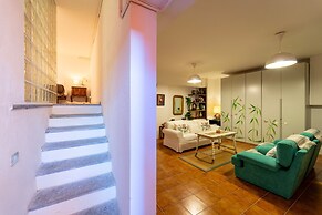 Panorama Lake and Garden