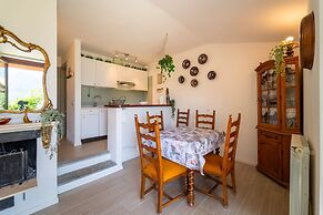 Panorama Lake and Garden