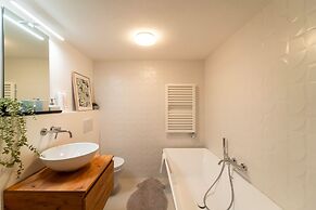 Panorama Lake and Garden