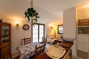 Panorama Lake and Garden