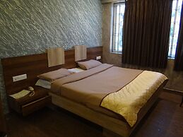 DeSanthosh Residency