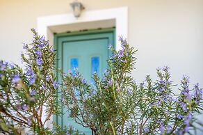 Jokos House in Roda With 2 Bedrooms and 2 Bathrooms