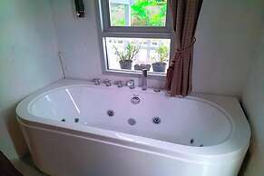 Khao Chi Chan Resort