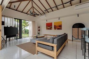 Over Water Villas - Rumah Hutan