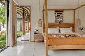 Over Water Villas - Rumah Hutan