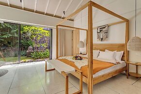 Over Water Villas - Rumah Hutan