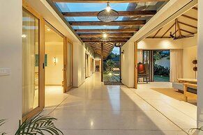 Over Water Villas - Rumah Hutan